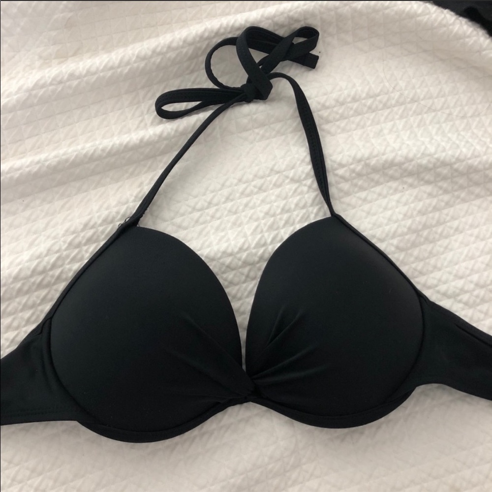 BLACK PUSH UP BIKINI TOP